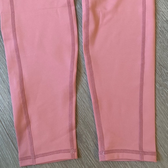 NEW!!kittenish Ruched premium leggings - Picture 7 of 14